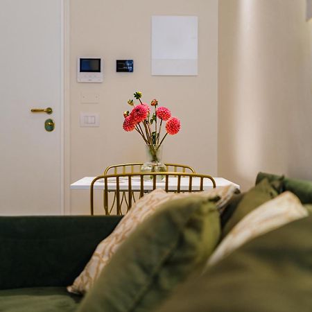Helloapulia Charming Palazzo Clemente - Self-Catering Suites With Aircondition Monopoli Exterior photo