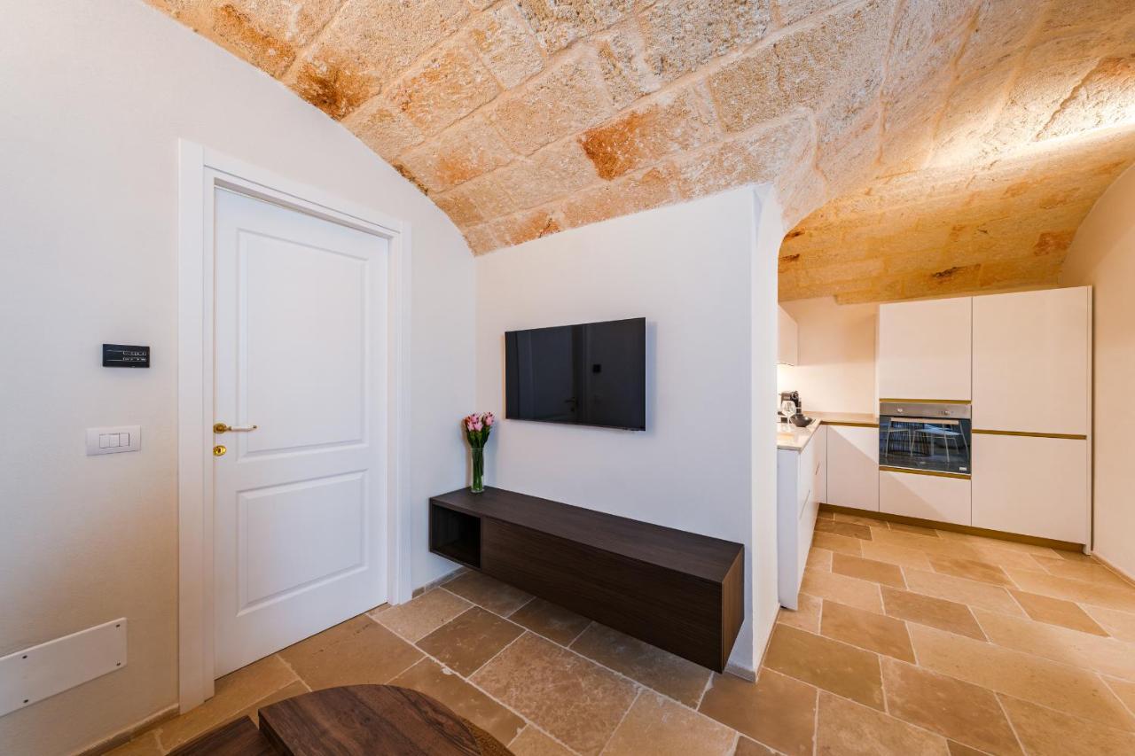 Helloapulia Charming Palazzo Clemente - Self-Catering Suites With Aircondition Monopoli Exterior photo