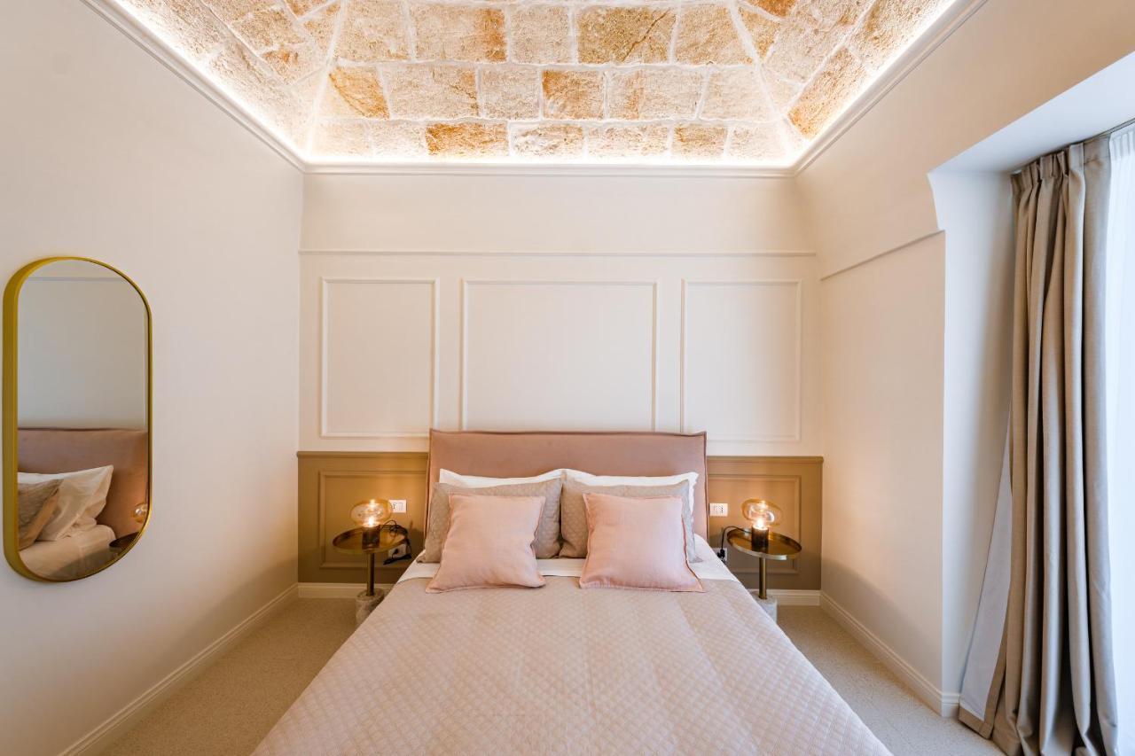 Helloapulia Charming Palazzo Clemente - Self-Catering Suites With Aircondition Monopoli Exterior photo